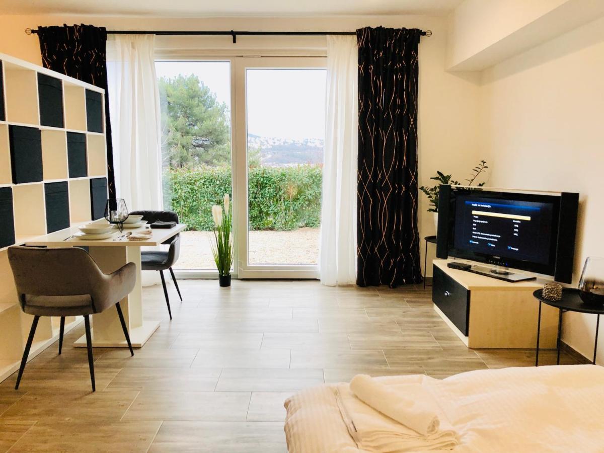 Studio For2 In Опатия Экстерьер фото